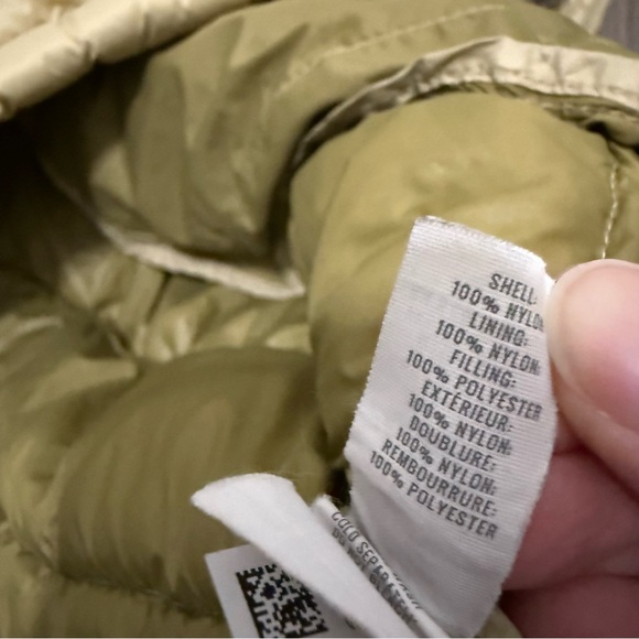 Aerie Puffer Vest Size Extra Small - Picture 4 of 4